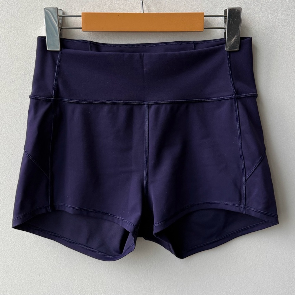 Lululemon In Movement Short - Picture 5 of 10